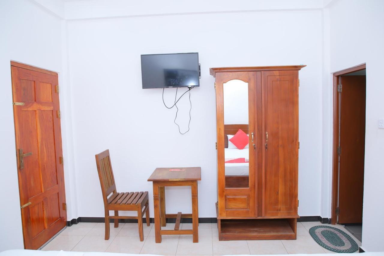 Hotel Cedar Jaffna Exterior foto